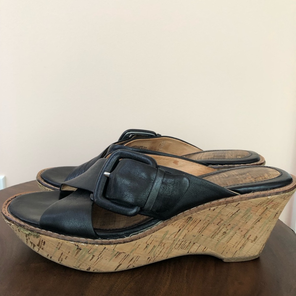 Sofft black leather wedge slides with buckle & cork-covered heel with gold - Picture 8 of 13